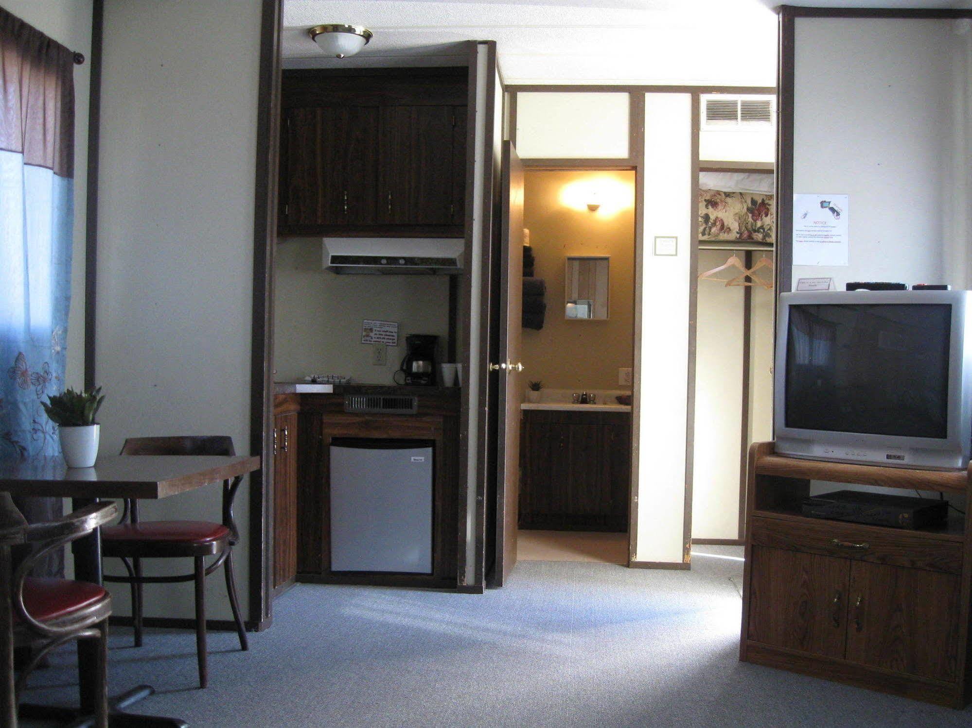 1202 Motor Inn Beaver Creek Экстерьер фото